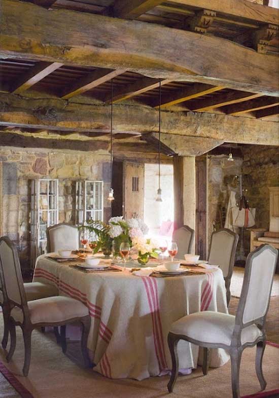 Romantic Rustic Dining Room13