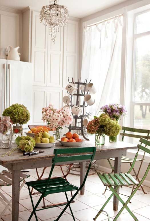 Shabby chic dining room