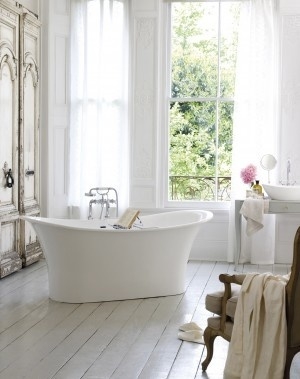 Tranquil Bathtub 9