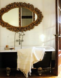 Black Tub Tidbits&Twine