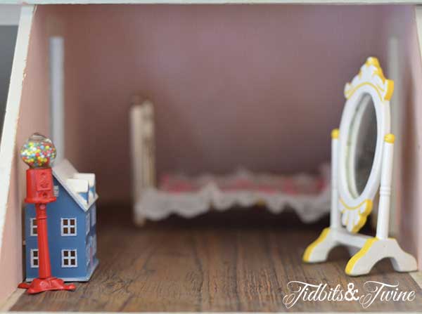 Tidbits&Twine Handmade Dollhouse 20