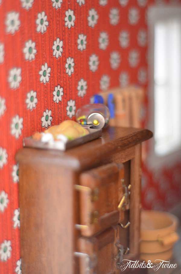 Tidbits&Twine Handmade Dollhouse 21