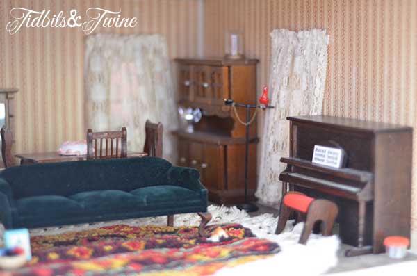 Tidbits&Twine Handmade Dollhouse 7