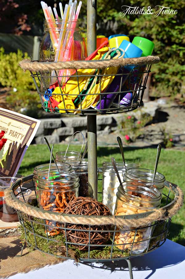 Tidbits & Twine Trail Mix and Party Station