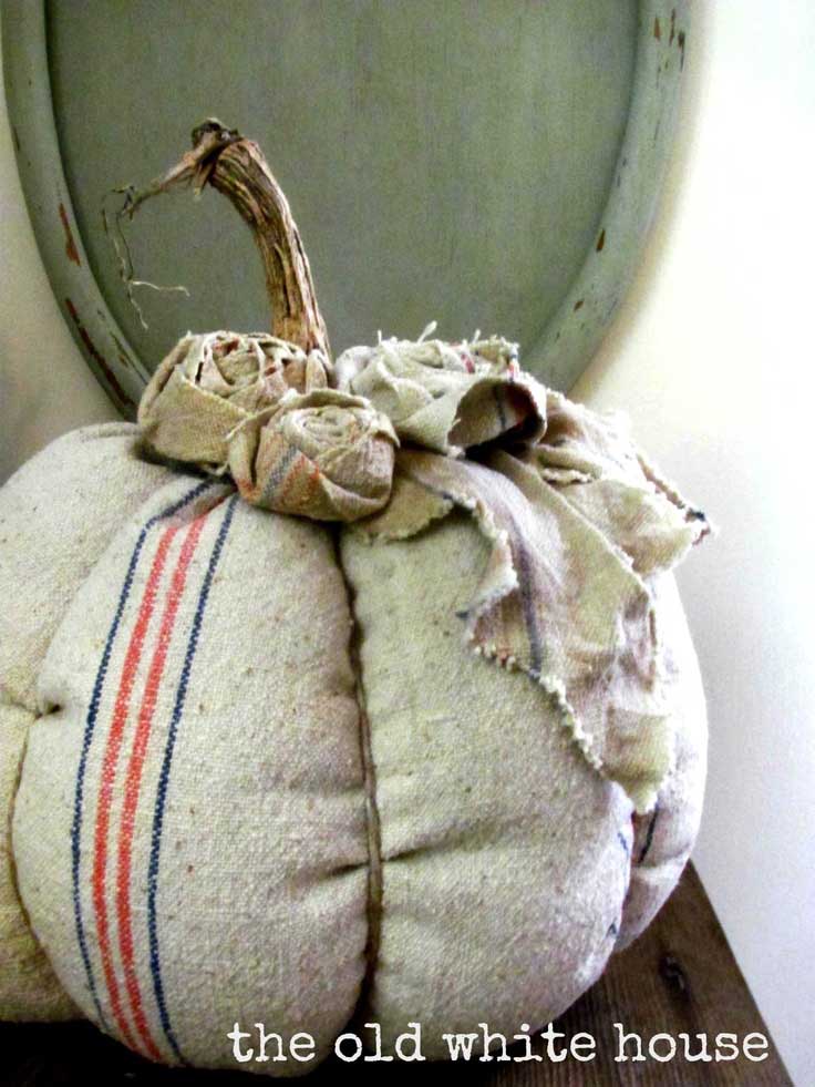 Tidbits&Twine Grain Sack Pumpkin
