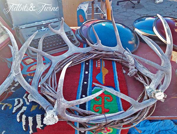 Tidbits&Twine-Antler-Wreath