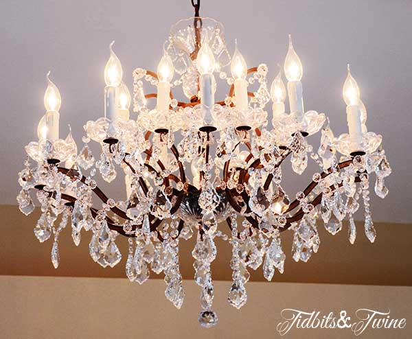 Tidbits&Twine-Chandelier-Inspiration