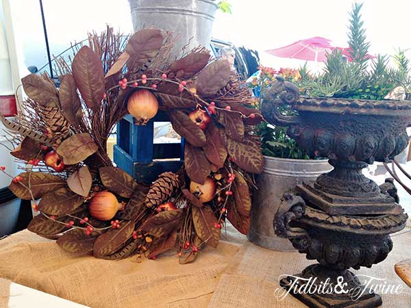 Tidbits&Twine-Fall-Feather-Wreath