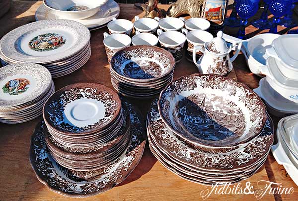 Tidbits&Twine-Ironstone-Dish-Set