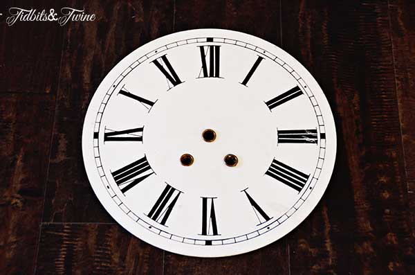 Tidbits&Twine-Vintage-French-Clock