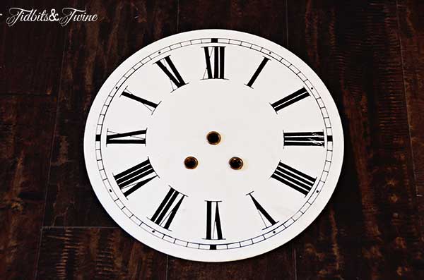 Tidbits&Twine-Vintage-French-Clock