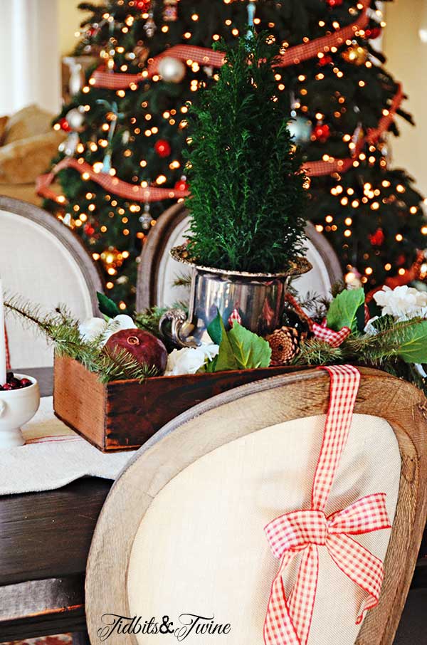 Tidbits&Twine-Christmas-Dining-Living-2013