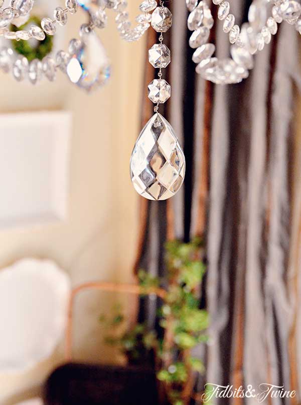 TIDBITS-&-TWINE-Chandelier-Makeover-Center-Crystal