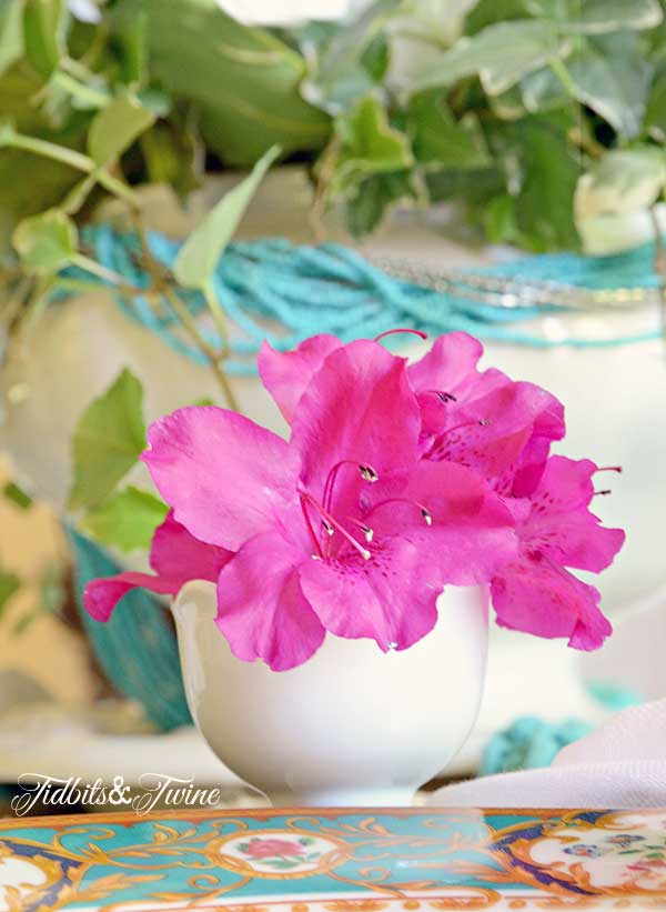 TIDBITS-&-TWINE-Azalea-Egg-Cup-Vases