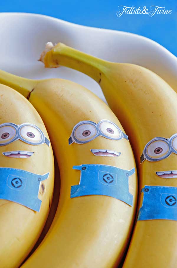TIDBITS-&-TWINE-Minion-Bananas