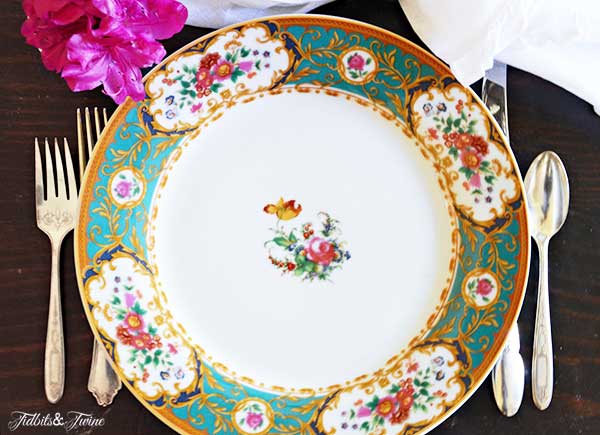 TIDBITS-&-TWINE-Spring-Tablescape-Plates-2