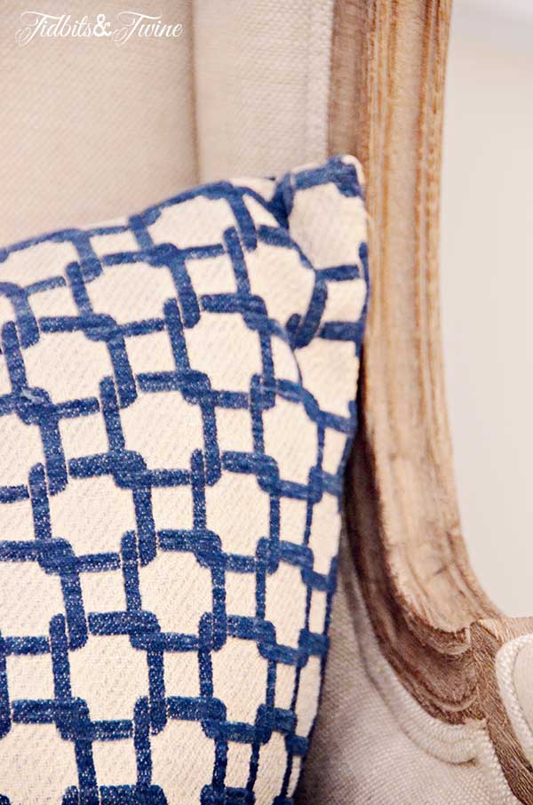 TIDBITS-&-TWINE-Down-Accent-Pillow