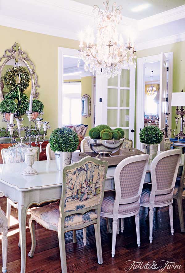 TIDBITS-&-TWINE-Liz-Dining-Room-b