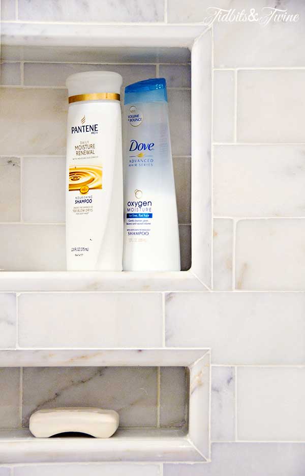 TIDBITS-&-TWINE-Guest-Bathroom-Shampoo-Recess