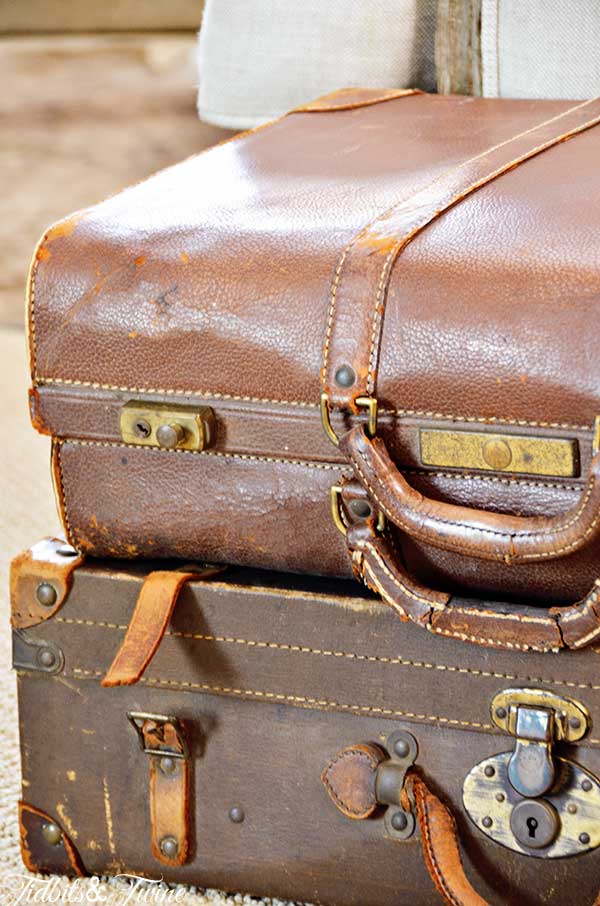 TIDBITS&TWINE-Vintage-Leather-Suitcases