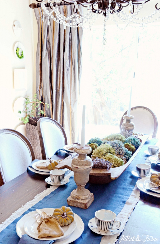 TIDBITS-&-TWINE-Dining-Room-Table-Fall-2015