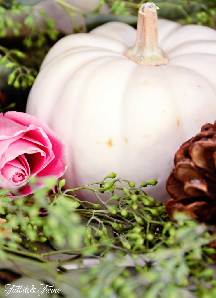 TIDBITS&TWINE--Seeded-Eucalyptus-Garland-for-Fall