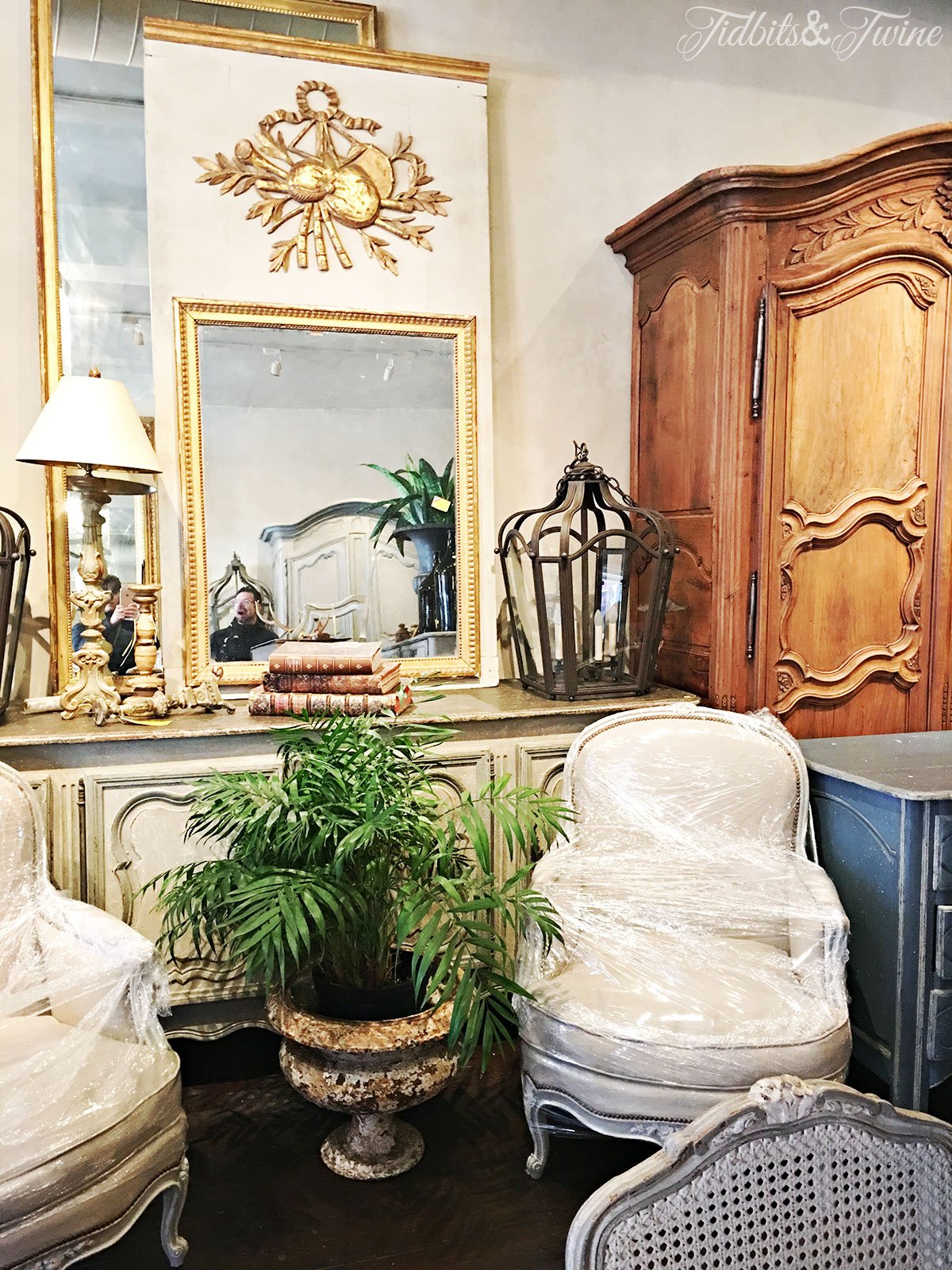 {Antiques de Provence in New Orleans}