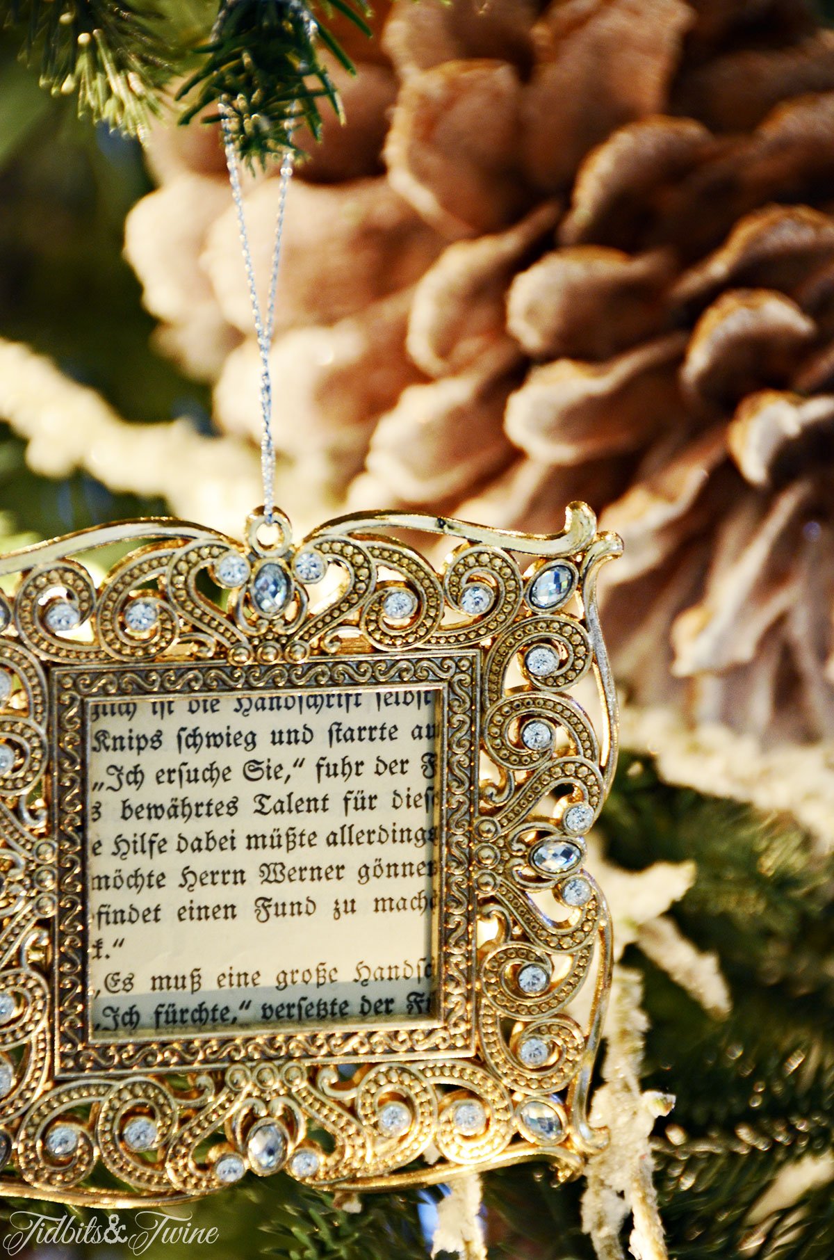 TIDBITS&TWINE Gold Frame Ornament with French Book Page