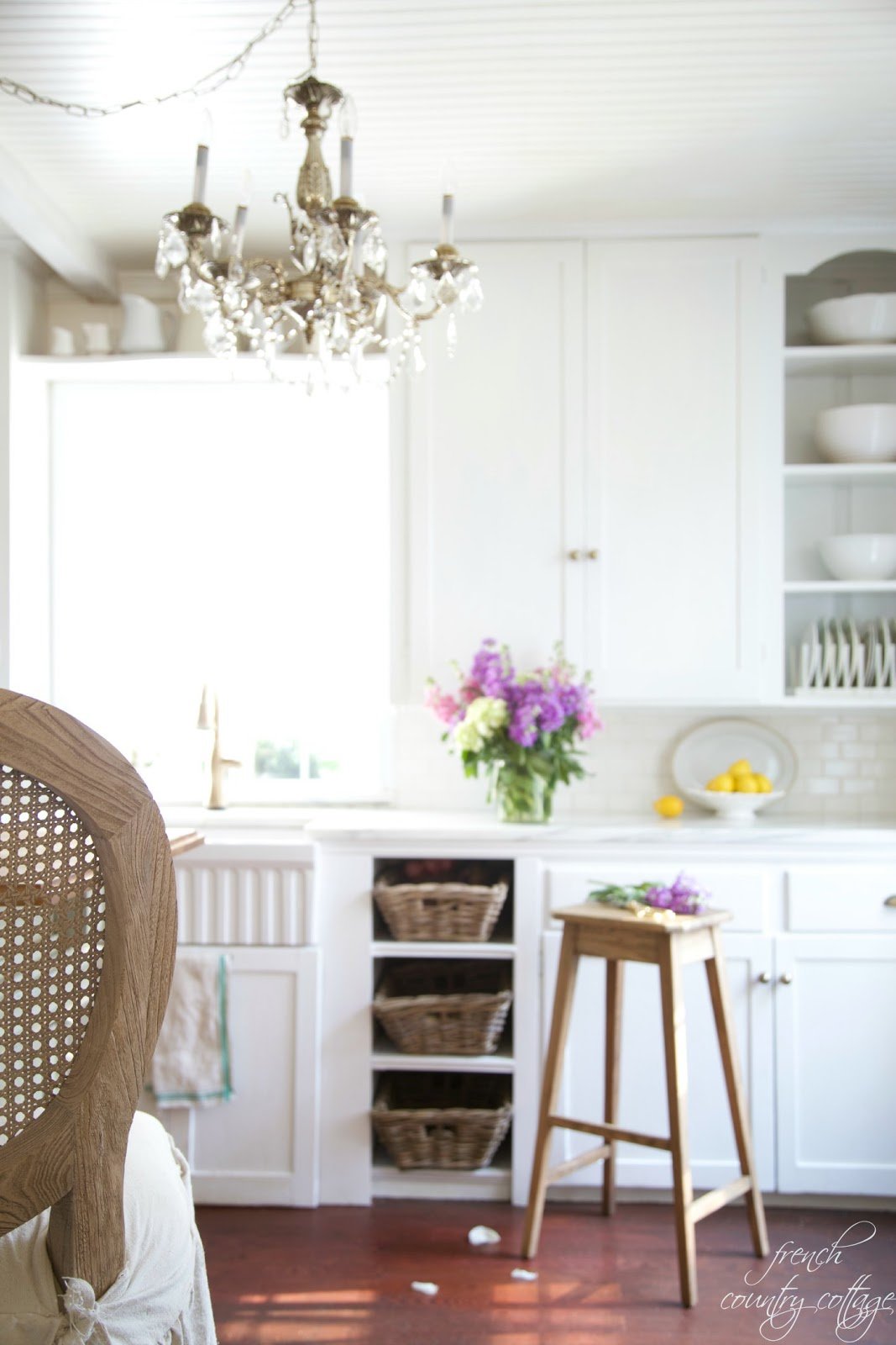 {Kitchen via French Country Cottage}