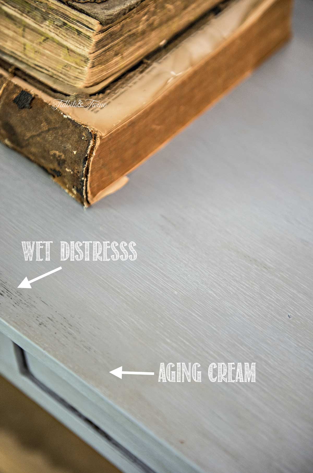 Tidbits&Twine-Chalk-Painted-Wet-Distress-and-Aging-Cream-Site