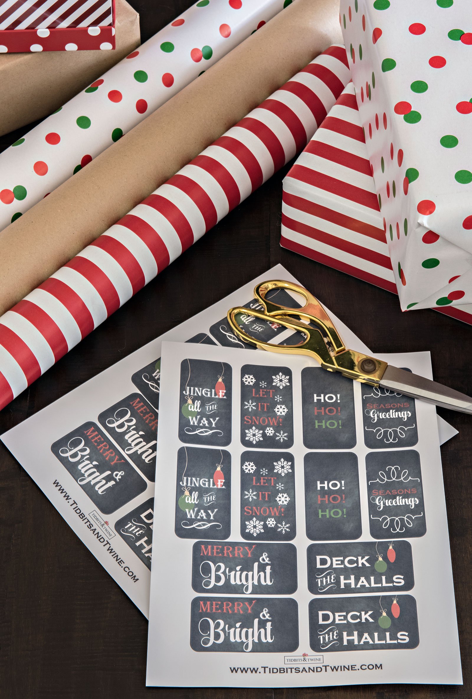 Free printable Christmas gift tags from Tidbits&Twine