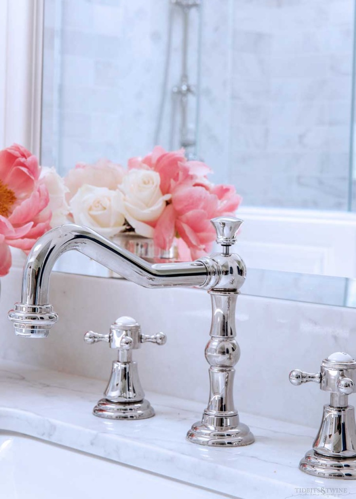 French elegant master bathroom with Sigma Series 350 faucet in chrome