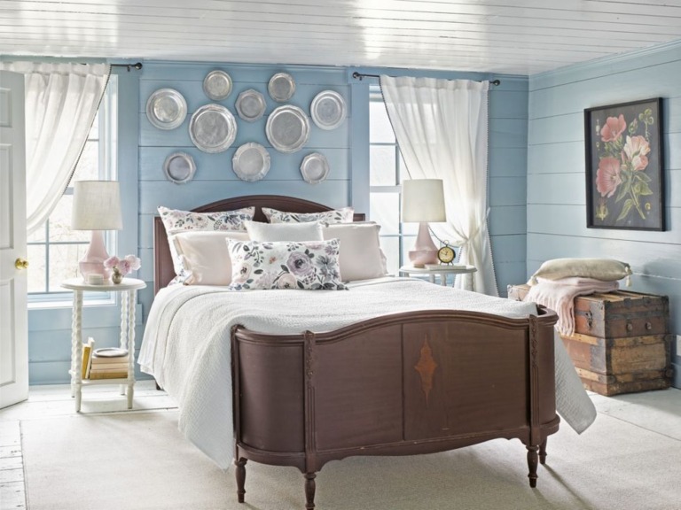 The 28 Best Ideas for Decorating Above the Bed - Tidbits&Twine