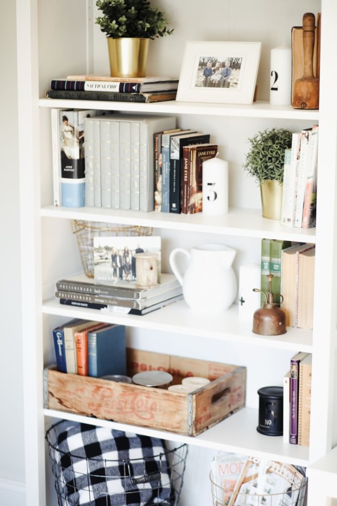 How to Style Style a Bookshelf with a variety of objects