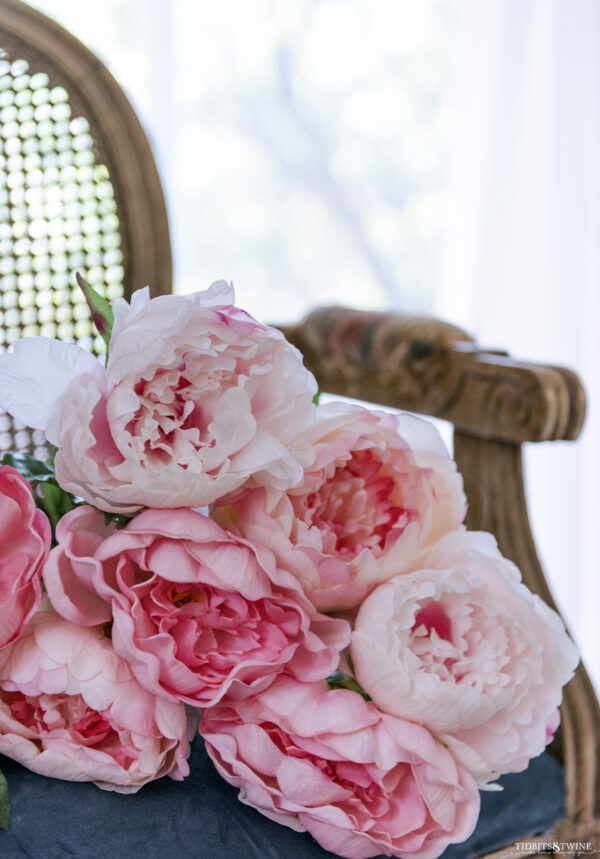 The Best Fake Flowers That Look Real Tidbits&Twine