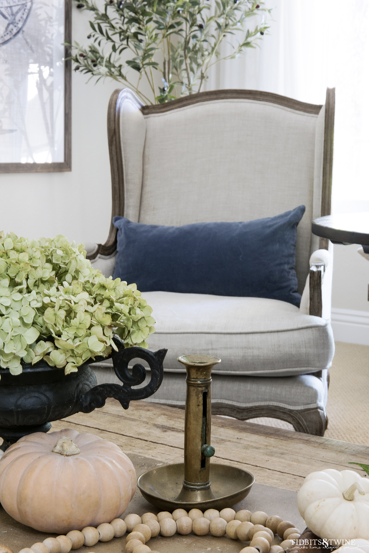 Home Tour: Fall Styling in the Living Room