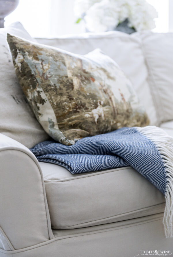 How to Put a Throw on a Couch 8 Stylish Options Tidbits&Twine