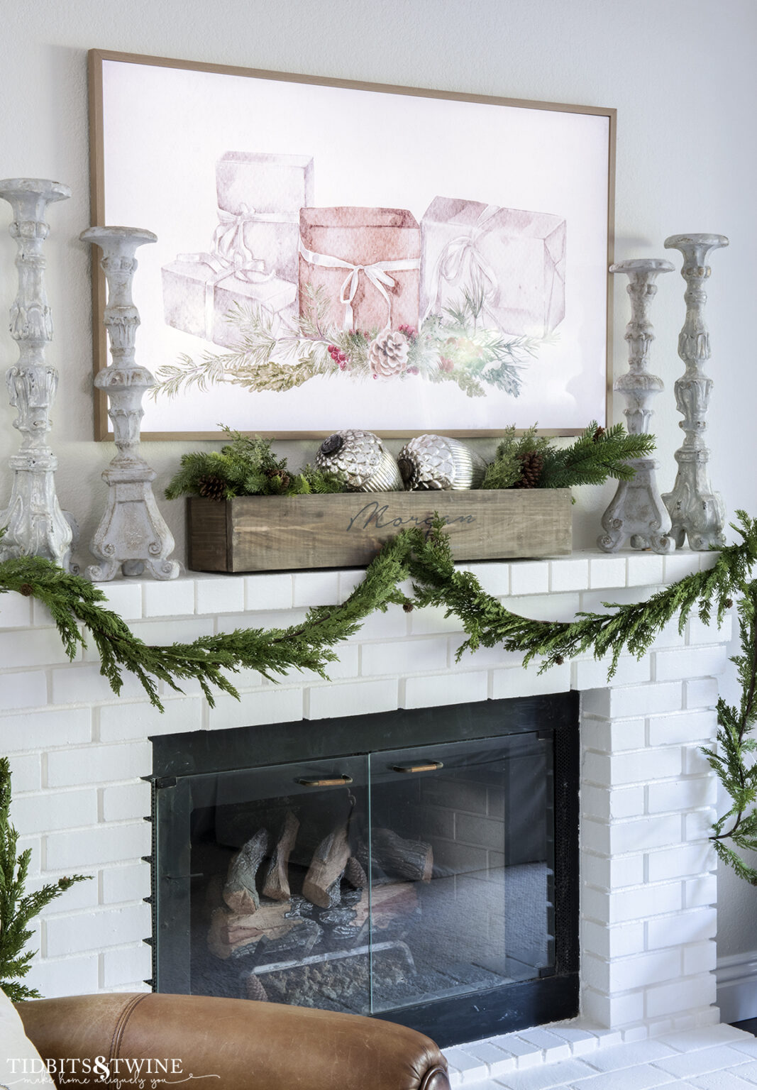 Free Frame TV Art for Winter - Tidbits&Twine