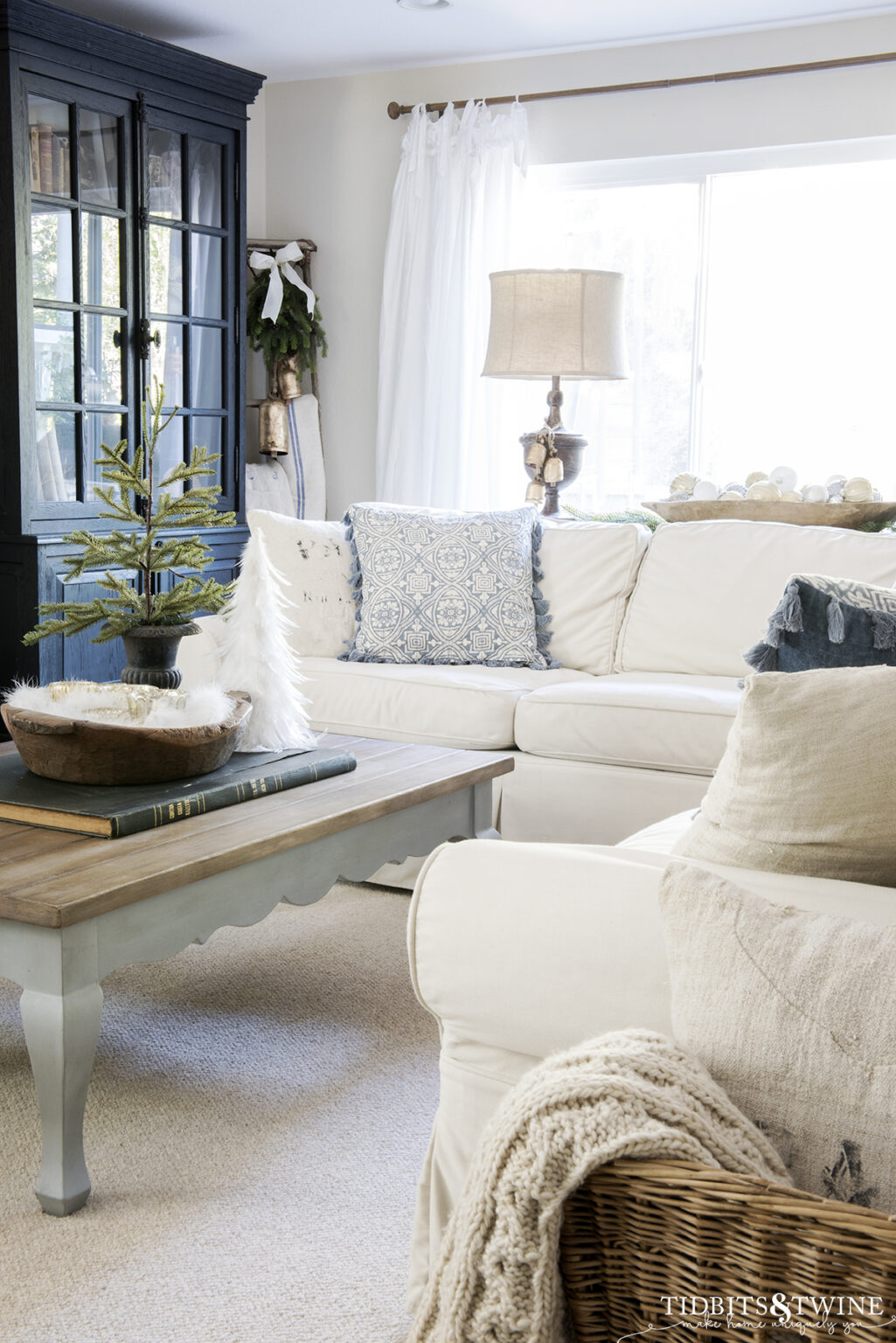 Christmas Family Room Tour 2022 - Tidbits&Twine
