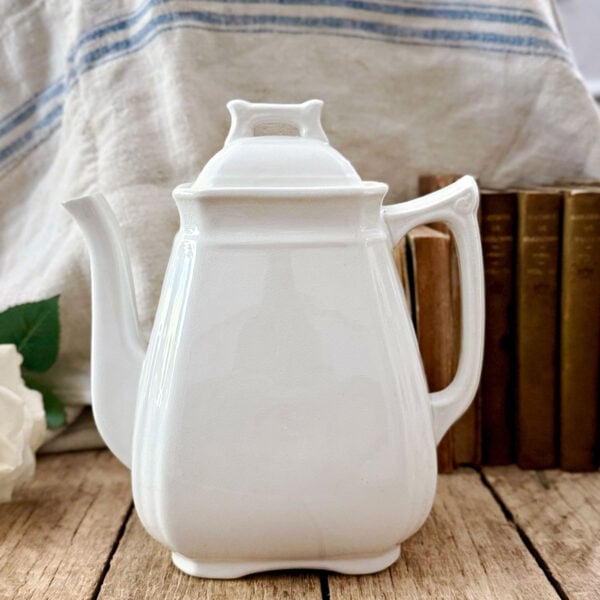 Antique Alfred Meakin Royal Ironstone China Teapot with Lid – White Octagonal English Ironstone, c. 1900