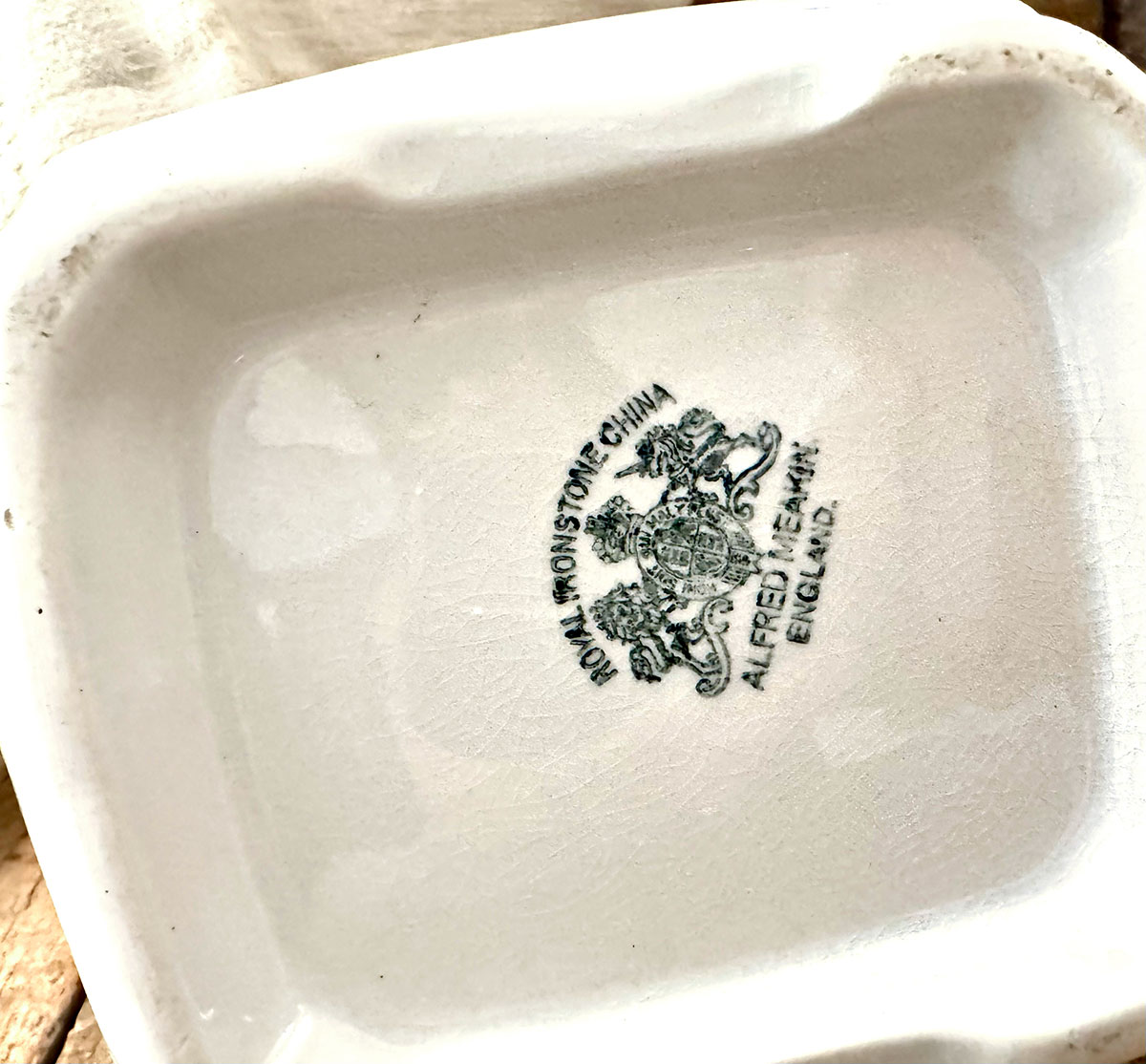 Antique Alfred Meakin Royal Ironstone China Teapot with Lid – White Octagonal English Ironstone, c. 1900 - Image 5