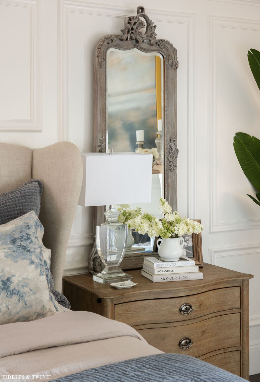 Nightstand Decorating Ideas: The Simple Formula